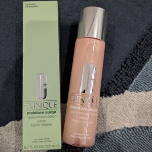 Clinique Moisture Surge Hydro-Infused Lotion - Soft Pink